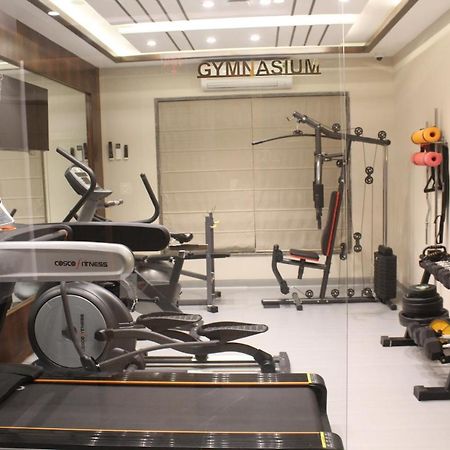 Hotel Rajhans Abhinandan Бопал Екстериор снимка